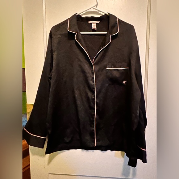 Victoria's Secret Black Satin Top - Picture 2 of 7